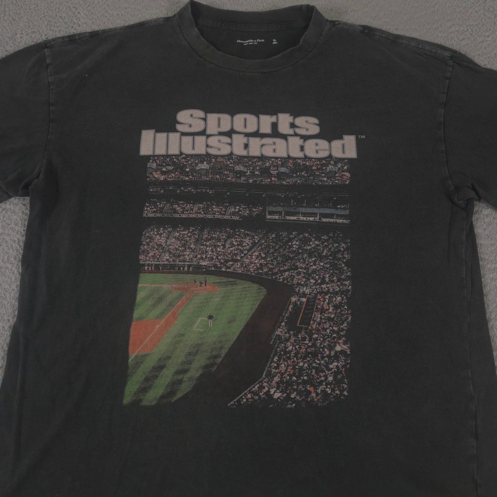 Abercrombie & Fitch Shirt Mens XL Black Sports Illustrated Baseball Stadium Tee